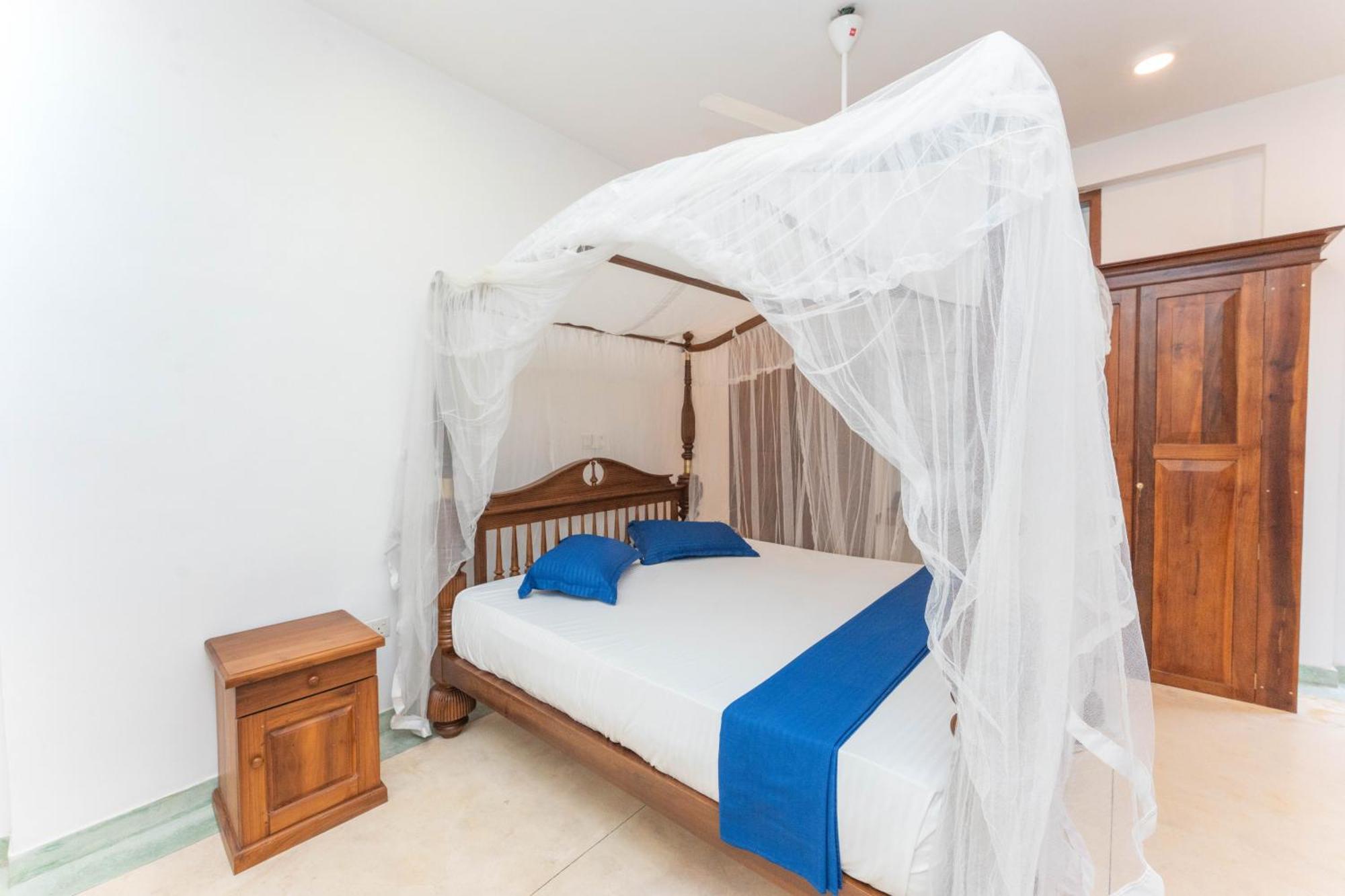 Hotel Coconut Bar Sea Lodge เบอร์อูวาลา ภายนอก รูปภาพ
