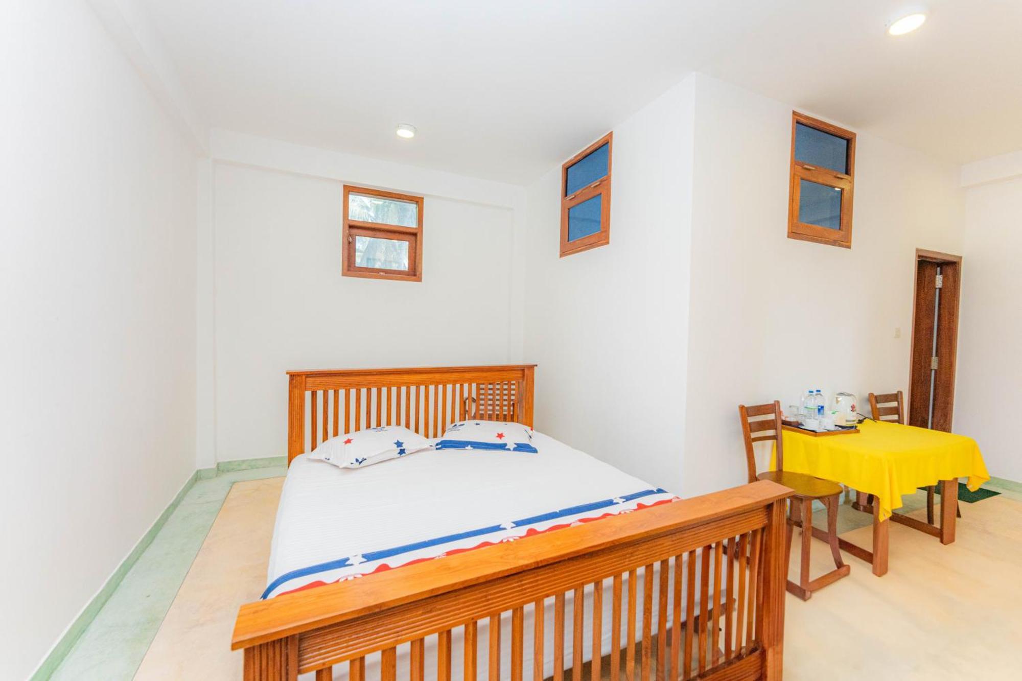 Hotel Coconut Bar Sea Lodge เบอร์อูวาลา ภายนอก รูปภาพ