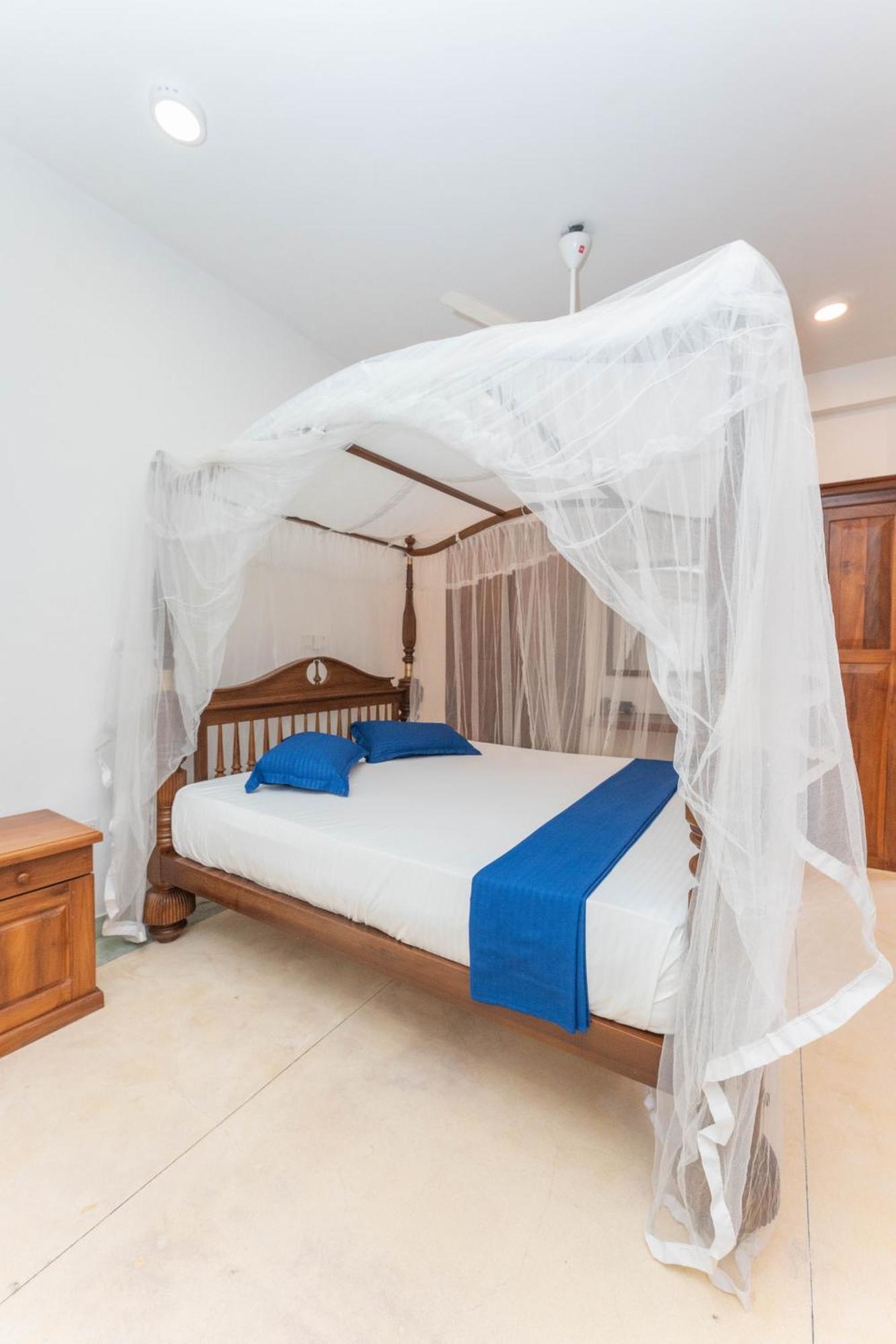Hotel Coconut Bar Sea Lodge เบอร์อูวาลา ภายนอก รูปภาพ